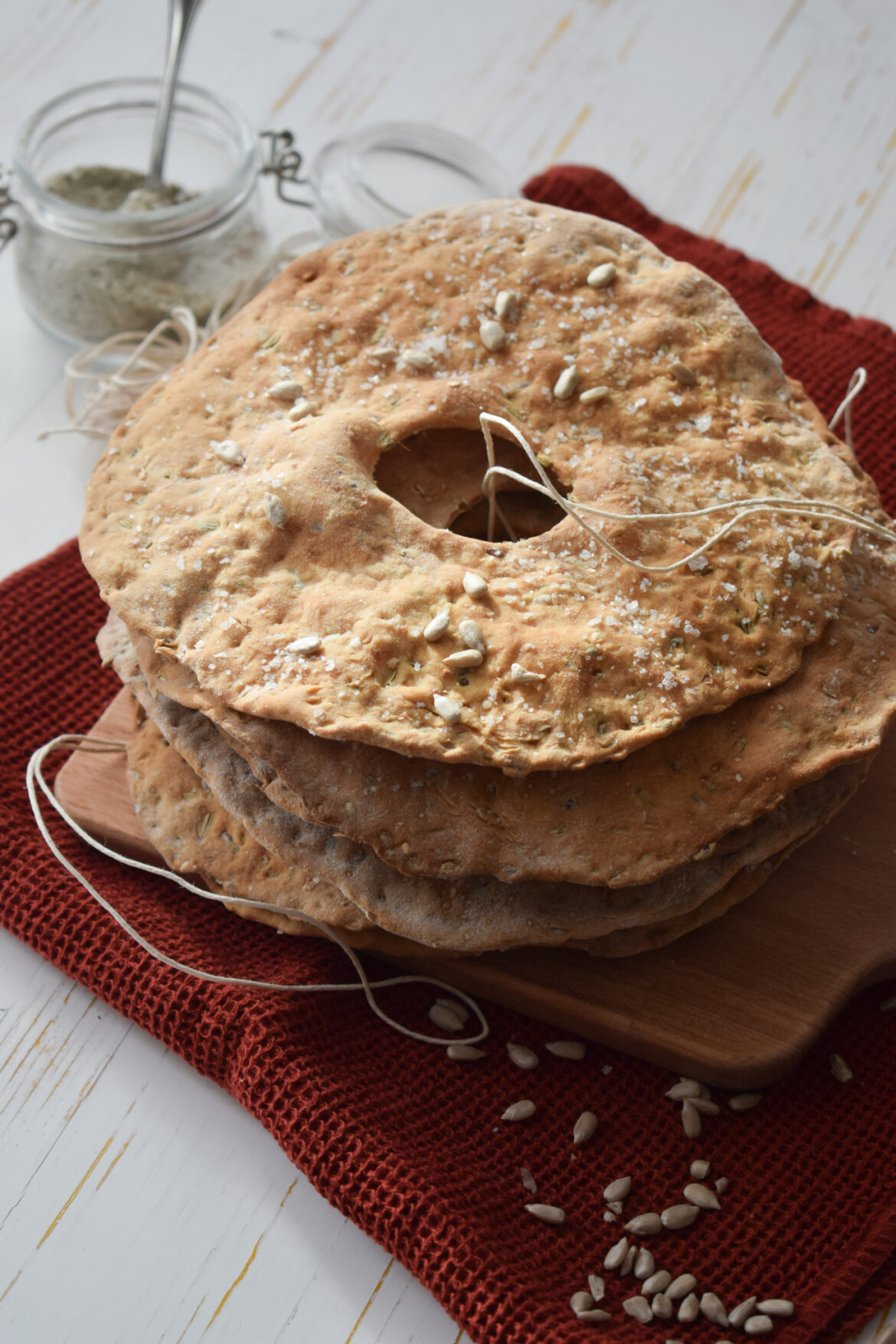 cracker con farina integrale e semi_chiaratraifornelli